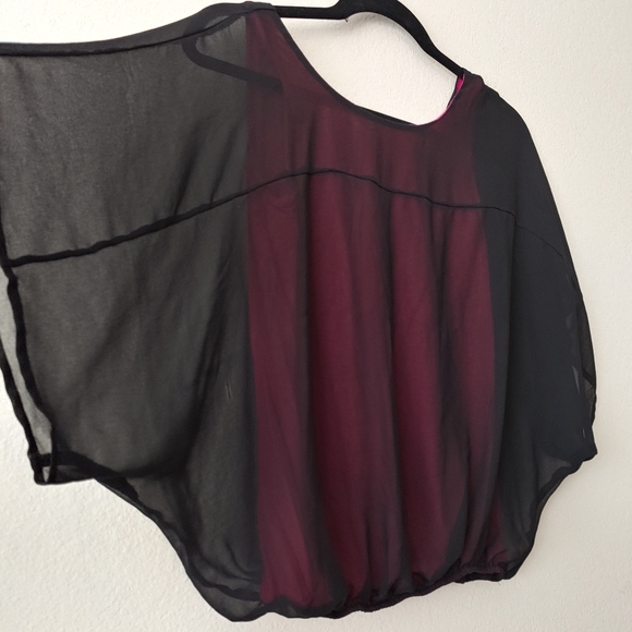 Blouses - Picture 2 of 5